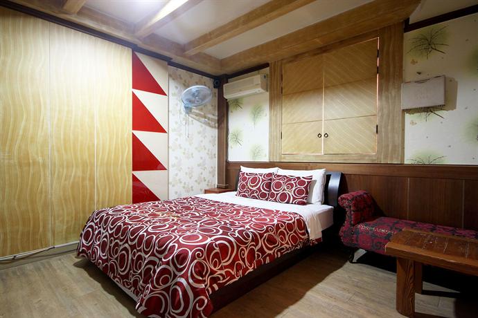 Gunsan Ensemble Motel
