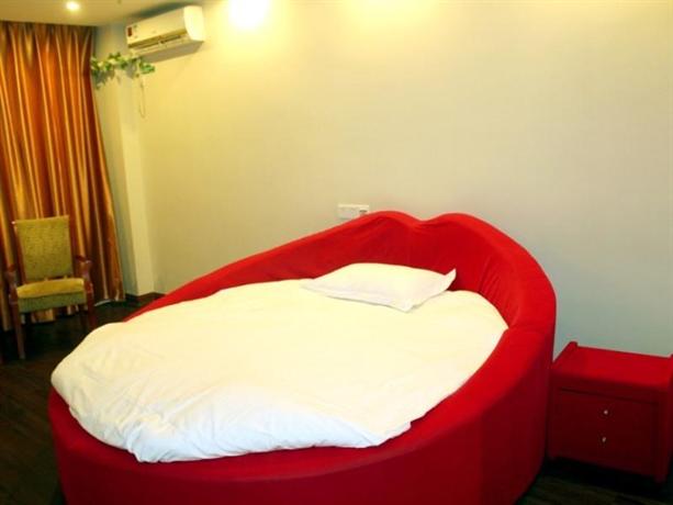 GreenTree Inn Jiangsu Suzhou Zhangjiagang Jinfeng Town Xintiandi Express Hotel