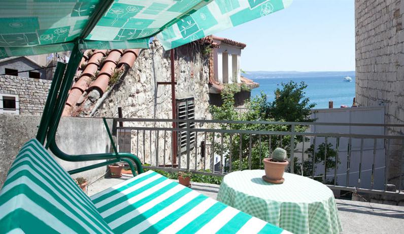 Old stone house in center of Split - San Luke