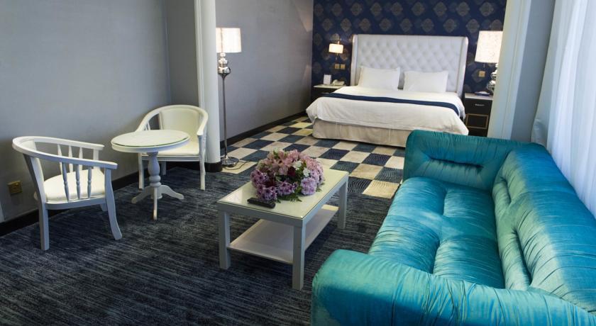Madareem Crown Hotel