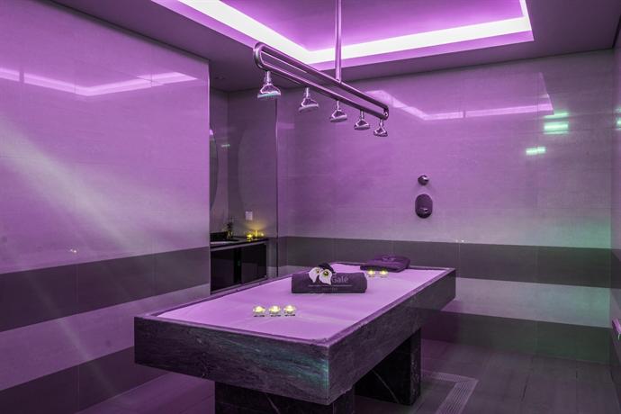 Recreational_facility