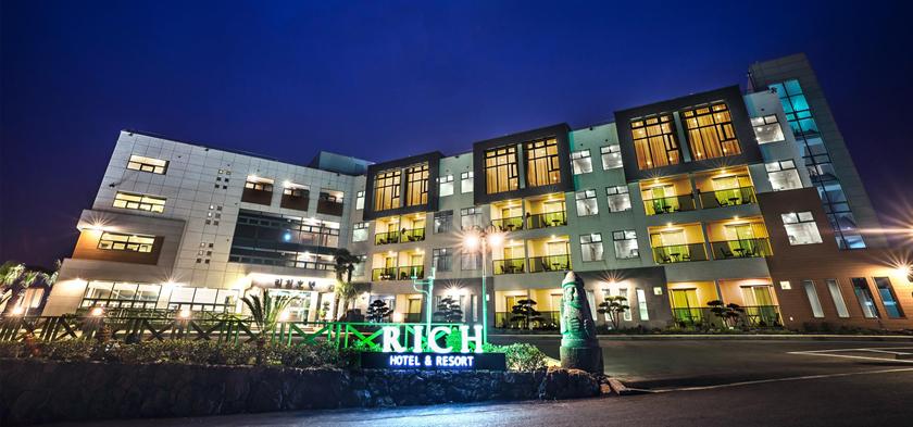 Rich Hotel Jeju Yeonhwamot Pond South Korea thumbnail