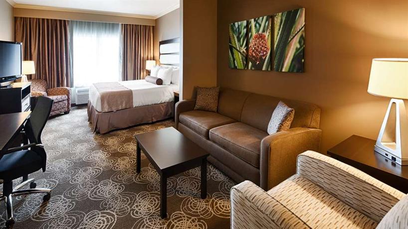 Best Western Plus Miami Airport North Hotel & Suites