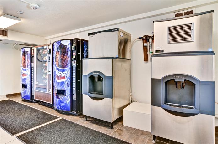 Motel 6 Pittsburgh - Crafton