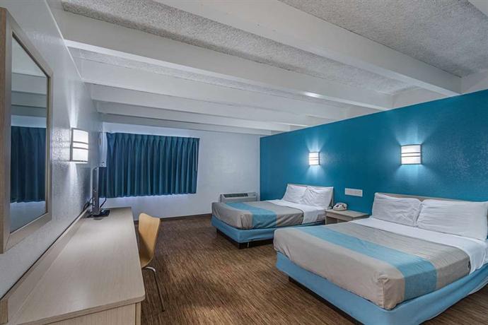 Motel 6 Kokomo