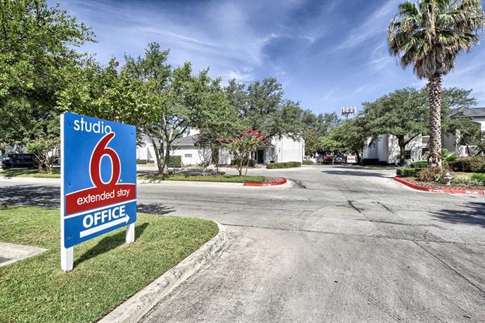 Studio 6 San Antonio - Medical Center