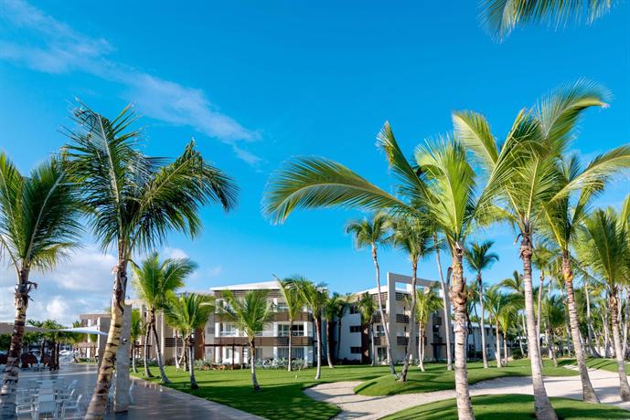 Radisson Blu Resort & Residence Punta Cana All Inclusive Dolphin Explorer Dominican Republic thumbnail
