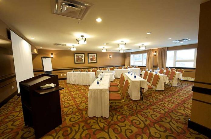 Best Western Plus Chocolate Lake Hotel - Halifax