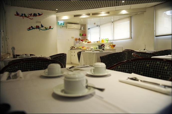 Best Western Regency Suites
