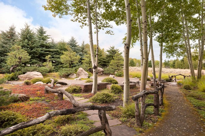 Aspen Meadows Resort