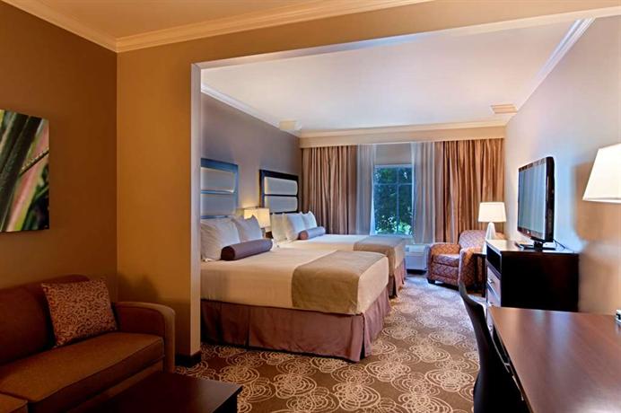 Best Western Plus Miami Airport North Hotel & Suites
