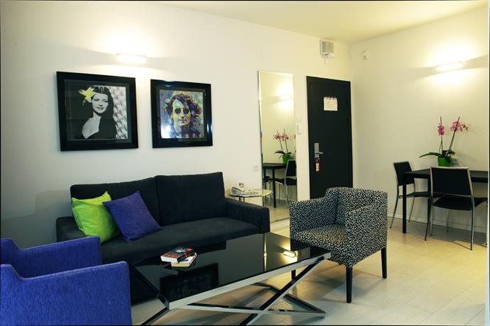 Best Western Regency Suites