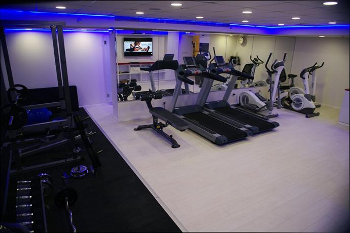 Best Western Regency Suites