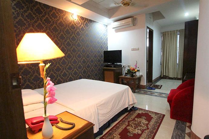 Sea Shell Hotel