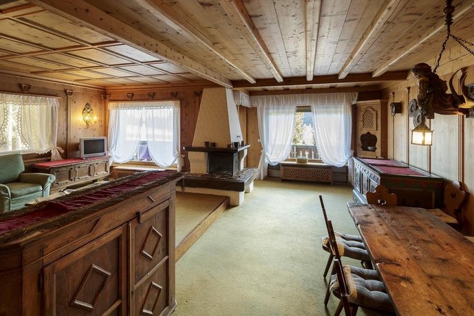Villa Pocol - Stayincortina