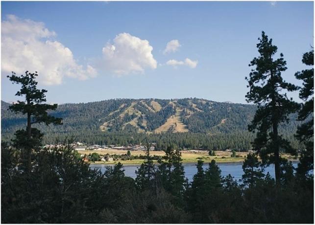 Moonridge Hideaway
