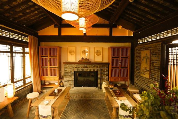 丽江荷塘小镇小南国