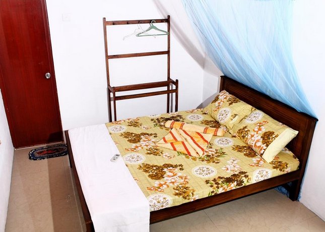 HappyShack Hostel