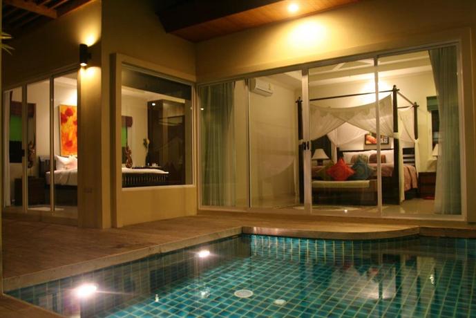 Karon Beach Walk Villa