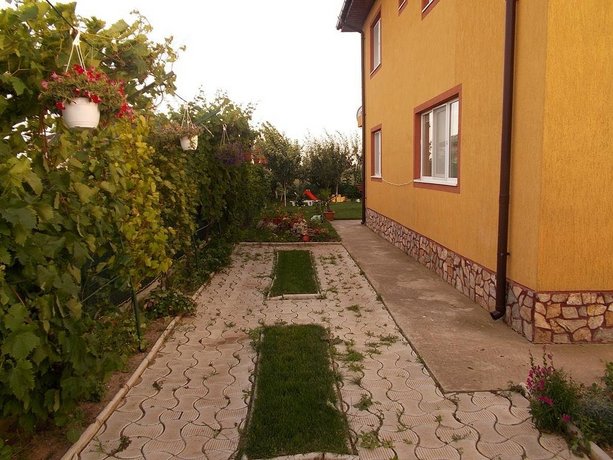 Casa Antonia Vama Veche