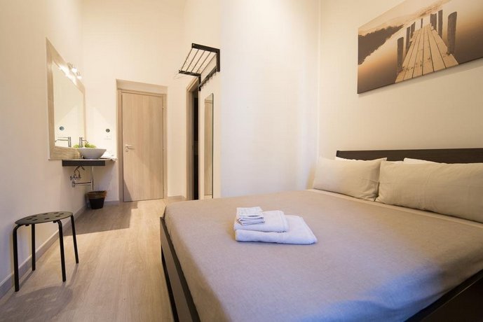 Romano Rooms