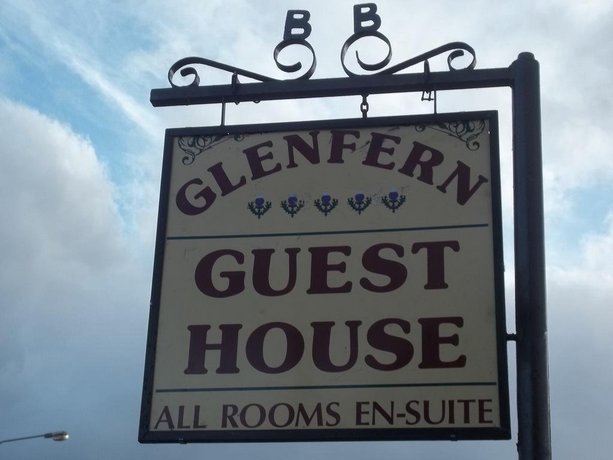 Glenfern Guest House & Separate Cottage with Hottub