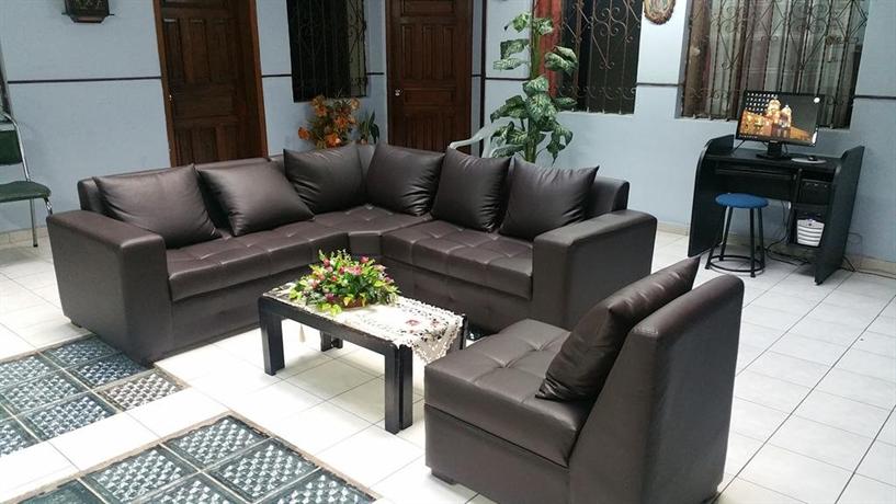 Hostal Montufar