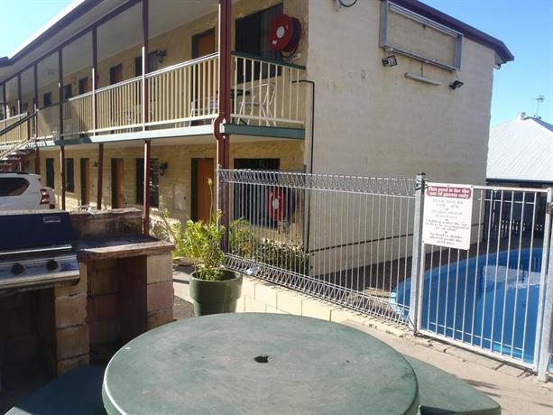 Harbour Lodge Motel