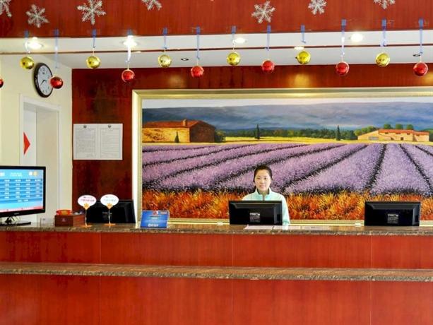 Hanting Express Shijiazhuang North Jianshe Avenue
