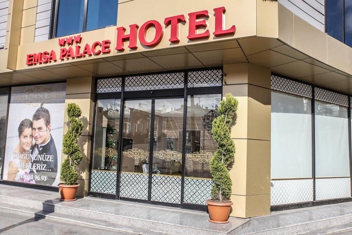 Emsa Palace Hotel