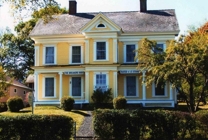 The Breakers Bed and Breakfast Digby/Annapolis Regional Airport Canada thumbnail