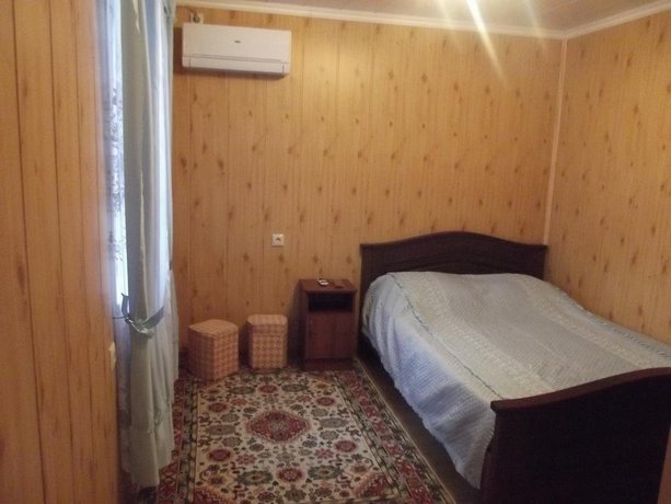 Guest House Solnyshko Vardane