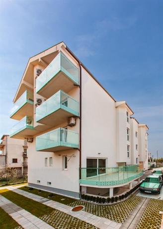 Gorgeous Apartments Near Beach