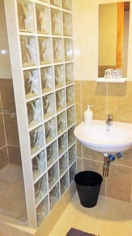 Manoka Guest House