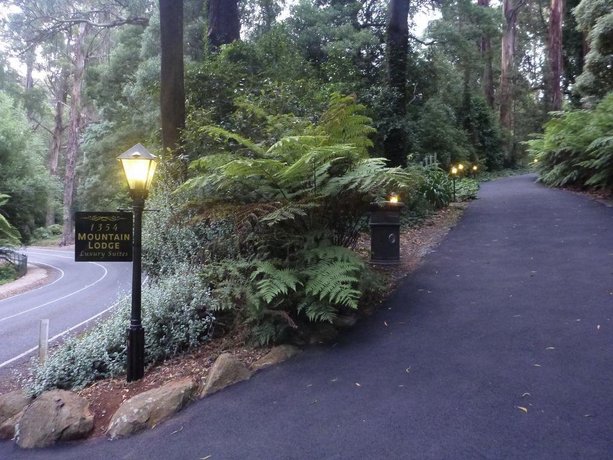 Mountain Lodge Melbourne