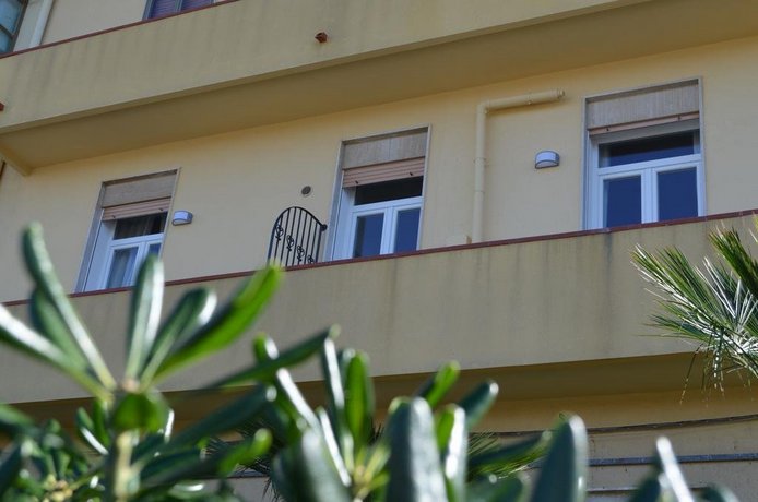 San Giovanni & il Mare