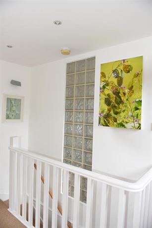 Jaffas Loft Room