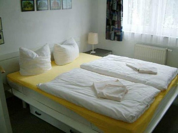 Haus 4 Jahreszeiten-Rugen by Rujana