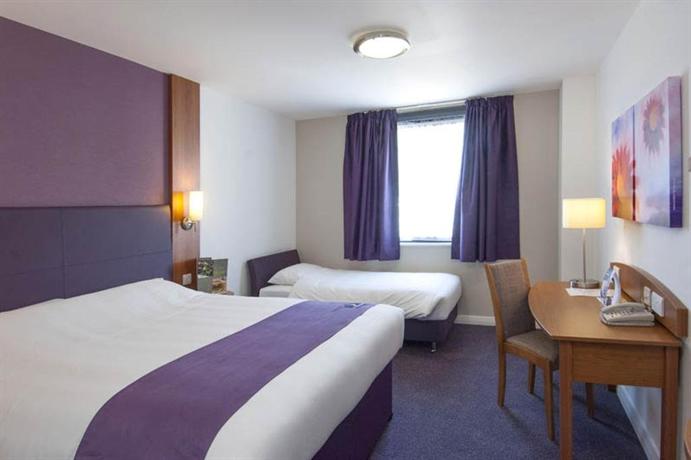 Premier Inn North East Stepps Glasgow