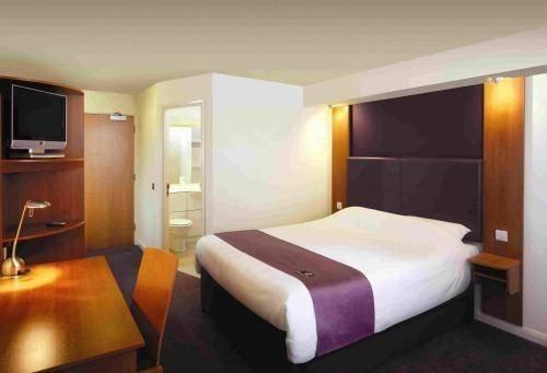 Premier Inn Exeter Countess Wear