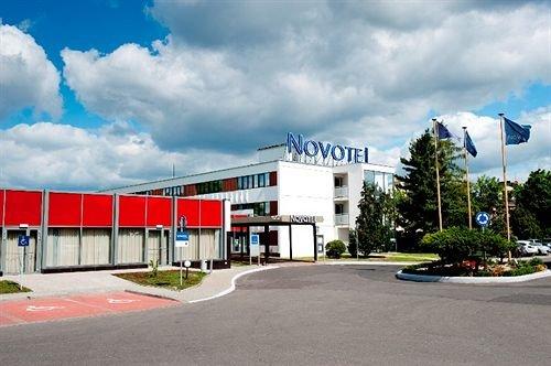 Novotel Wroclaw City - dream vacation