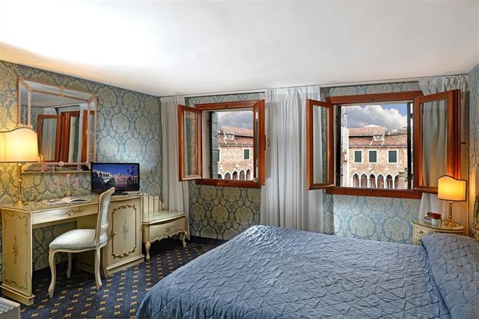 Rialto Hotel Venice - dream vacation