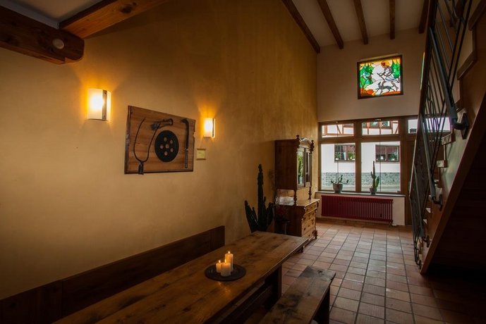 Deutsches Haus Grebenhain Compare Deals