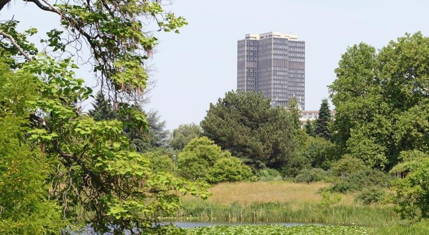 Pension dalg berlin compare deals