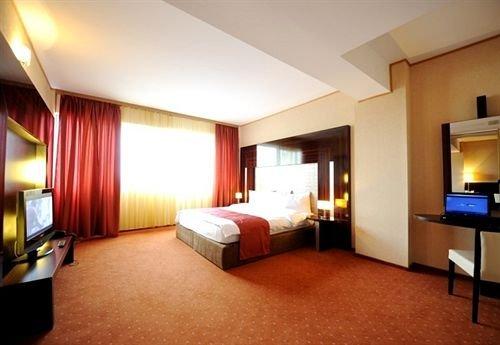 Rin Airport Hotel - dream vacation