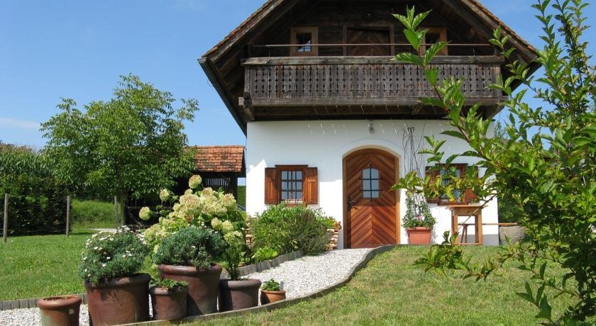 Ferienhaus Friedrich - Honigmond im Troadkast'n Sankt Magdalena am Lemberg Austria thumbnail
