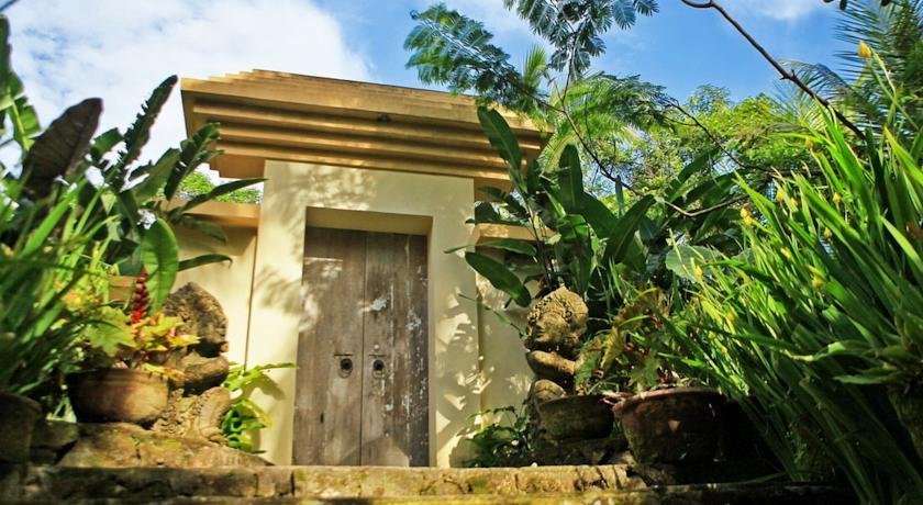 Omkara Mountain Retreat