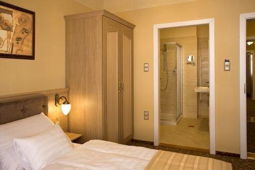 Barokk Hotel Promenad Gyor - dream vacation