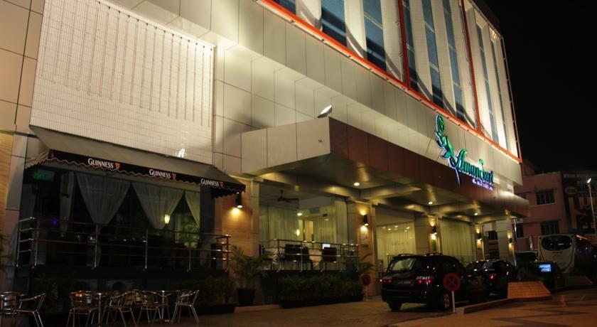 Travel, attraction and Accomodation information for Johor Bahru