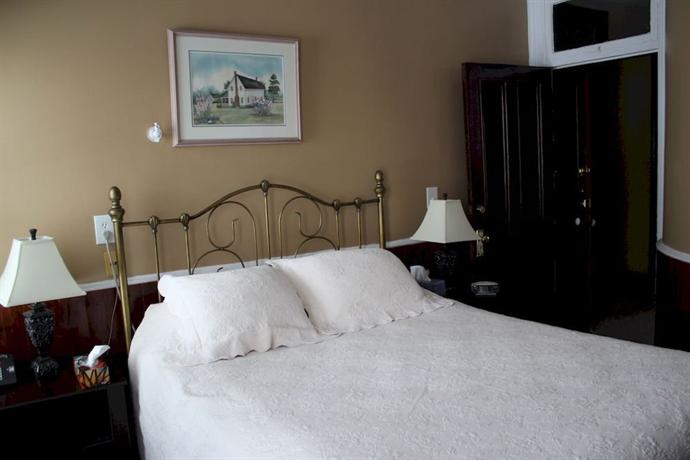 Carriage House Inn Fredericton
